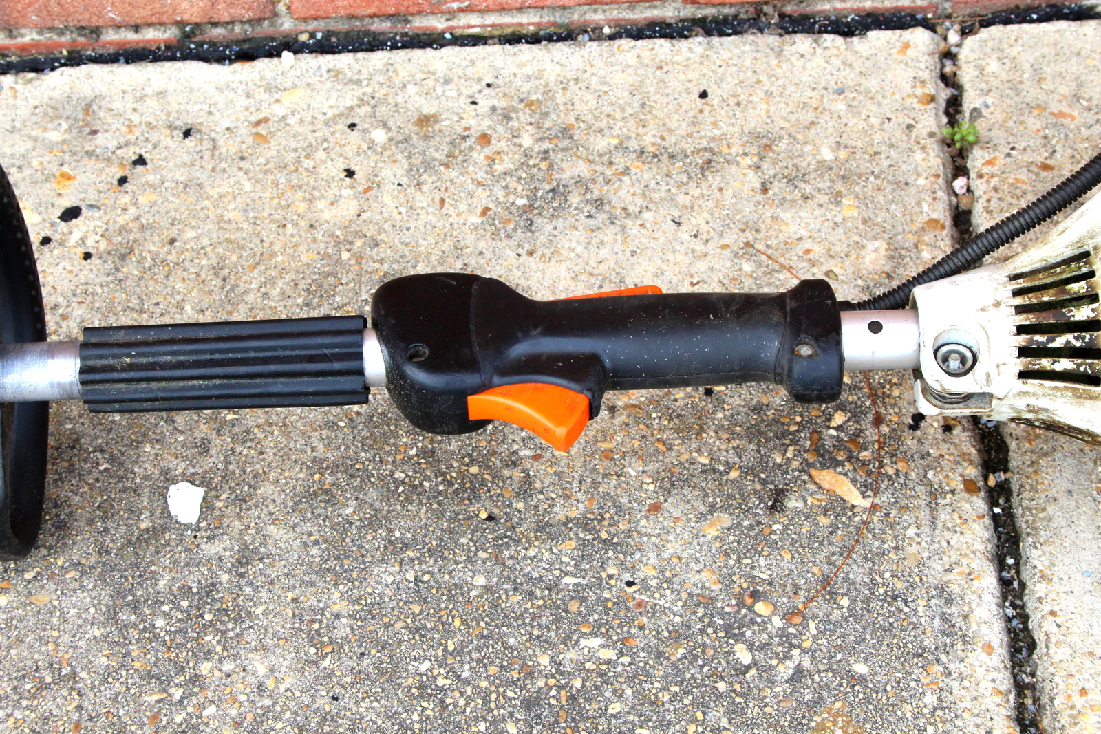 Stihl FS 100 RX Professional StraightShaft GasPowered Trimmer FS100RX